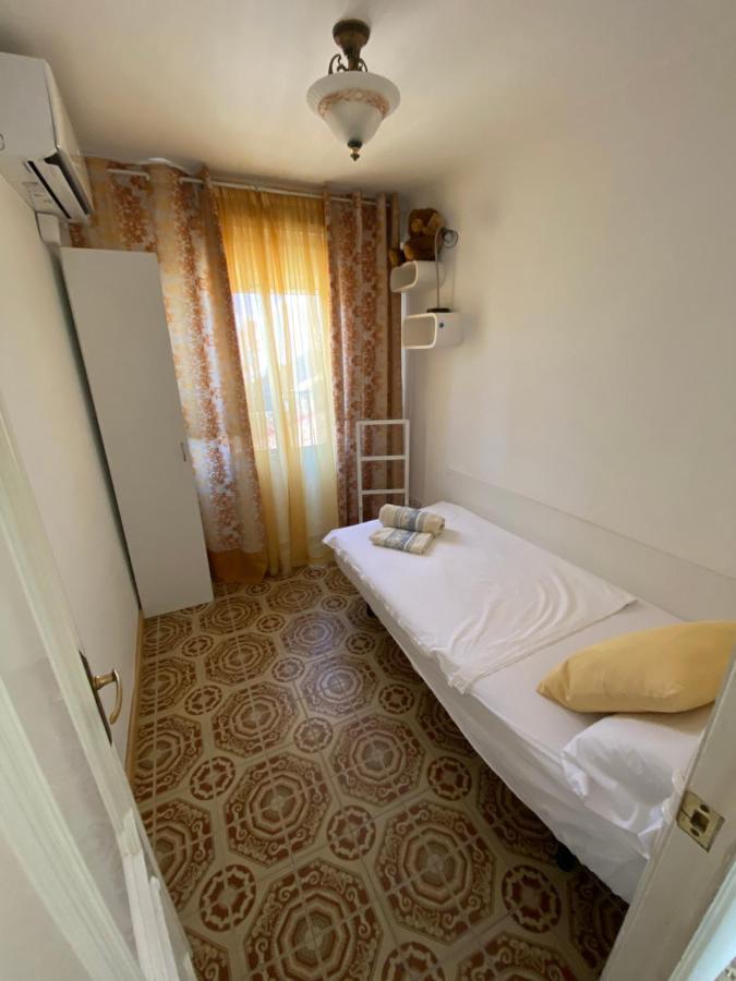 Apartamento En La Playa! Appartamento Valenza Esterno foto